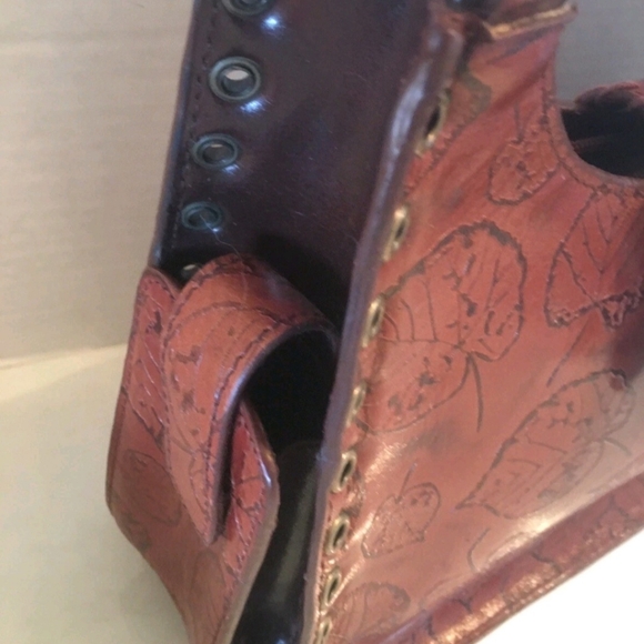 Marc CHANTEL.Leather SHOULDER BAG WITH LEAVES STAMPING - Picture 3 of 8